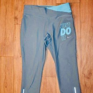 Nike capris